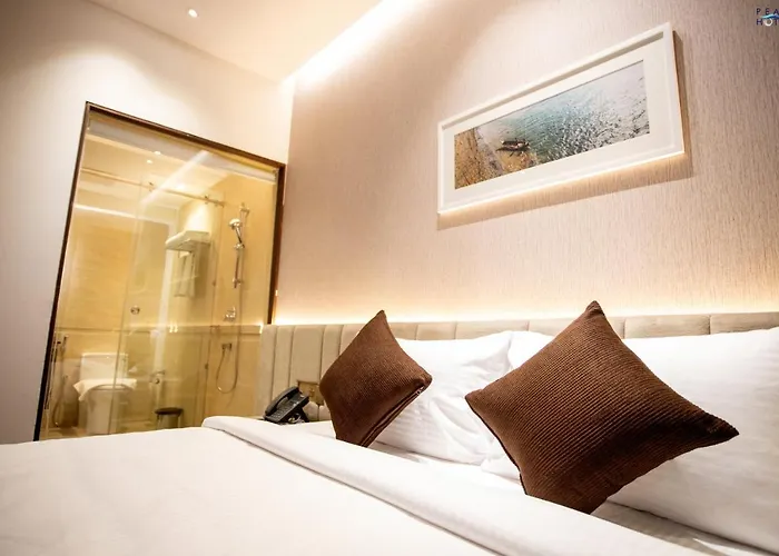 Pearl Hotel