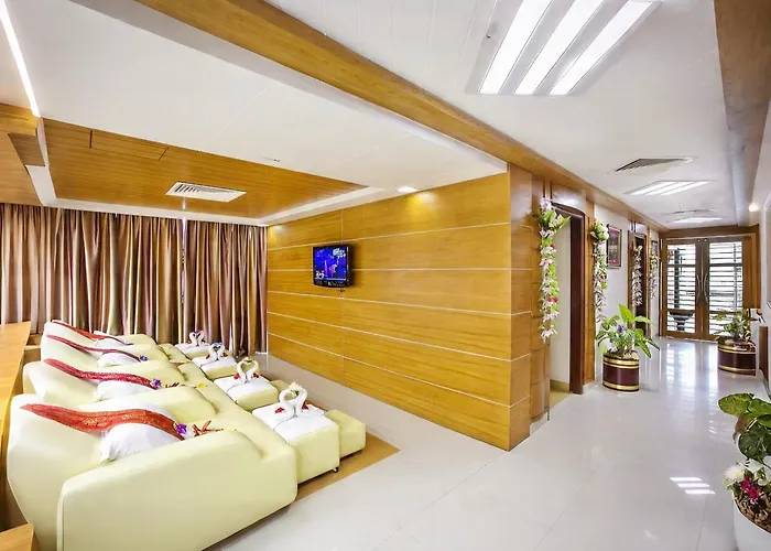 Fars Hotel & Resorts - Bar-Buffet-Pool-Spa
