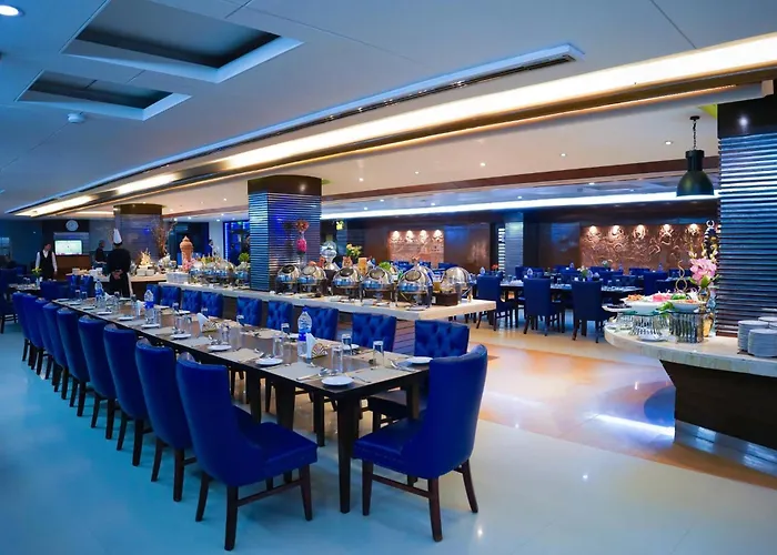 Fars Hotel & Resorts - Bar-Buffet-Pool-Spa